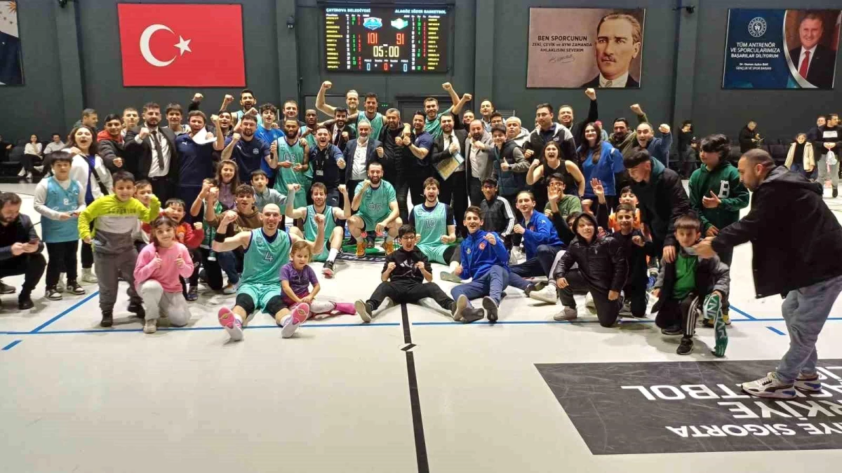 Çayırova Belediyesi, Alagöz Holding Iğdır Basketbol\'u mağlup etti