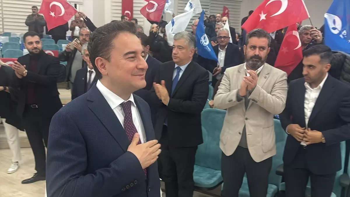 DEVA Partisi Genel Başkanı Ali Babacan Adana ve Mersin\'i ziyaret etti