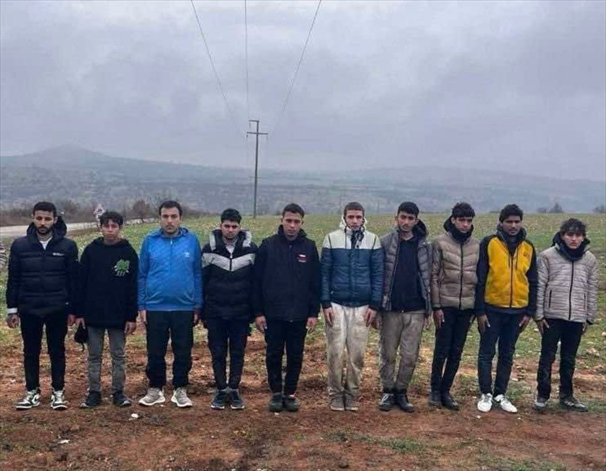 Edirne\'de yapılan denetimlerde 218 düzensiz göçmen yakalandı
