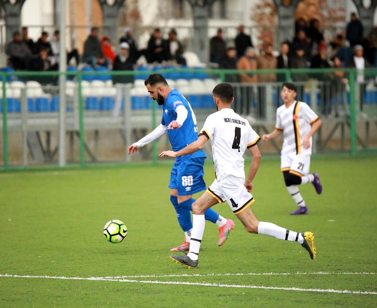 Elazığ 1. Amatör Küme Futbol Ligi\'nde İlk Yarı Sonuçlandı