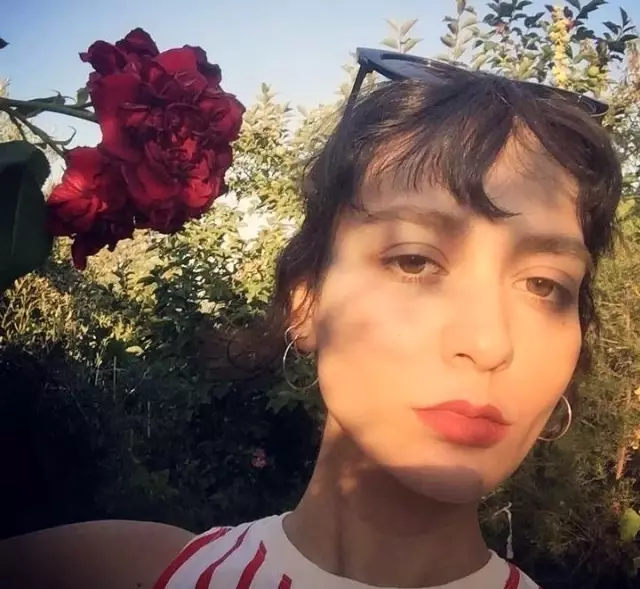 İzmir'de genç kız kalp krizinden hayatını kaybetti