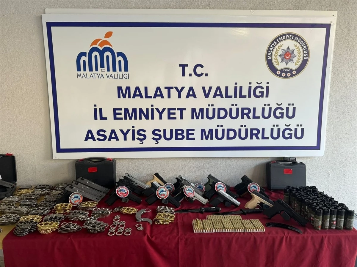 Malatya\'da ruhsatsız silahlar ele geçirildi, 1 şüpheli gözaltına alındı