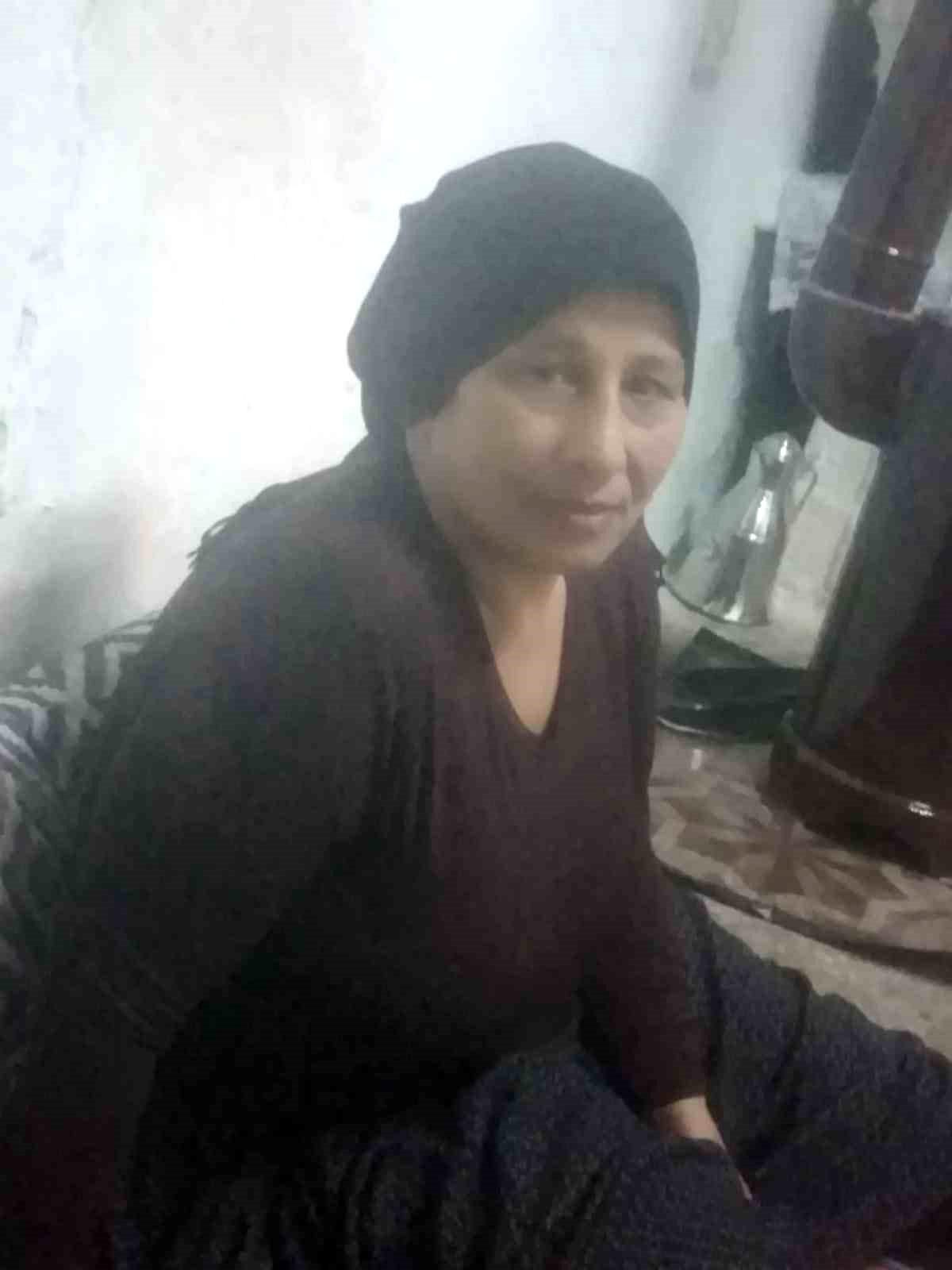 Tarsus\'ta kocası tarafından öldürülen kadın toprağa verildi