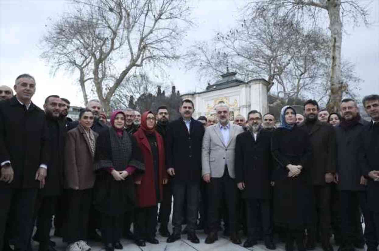Murat Kurum, İstanbul'da esnaf ziyaretleri gerçekleştirdi Murat Kurum, İstanbul'da esnaf ziyaretleri gerçekleştirdi