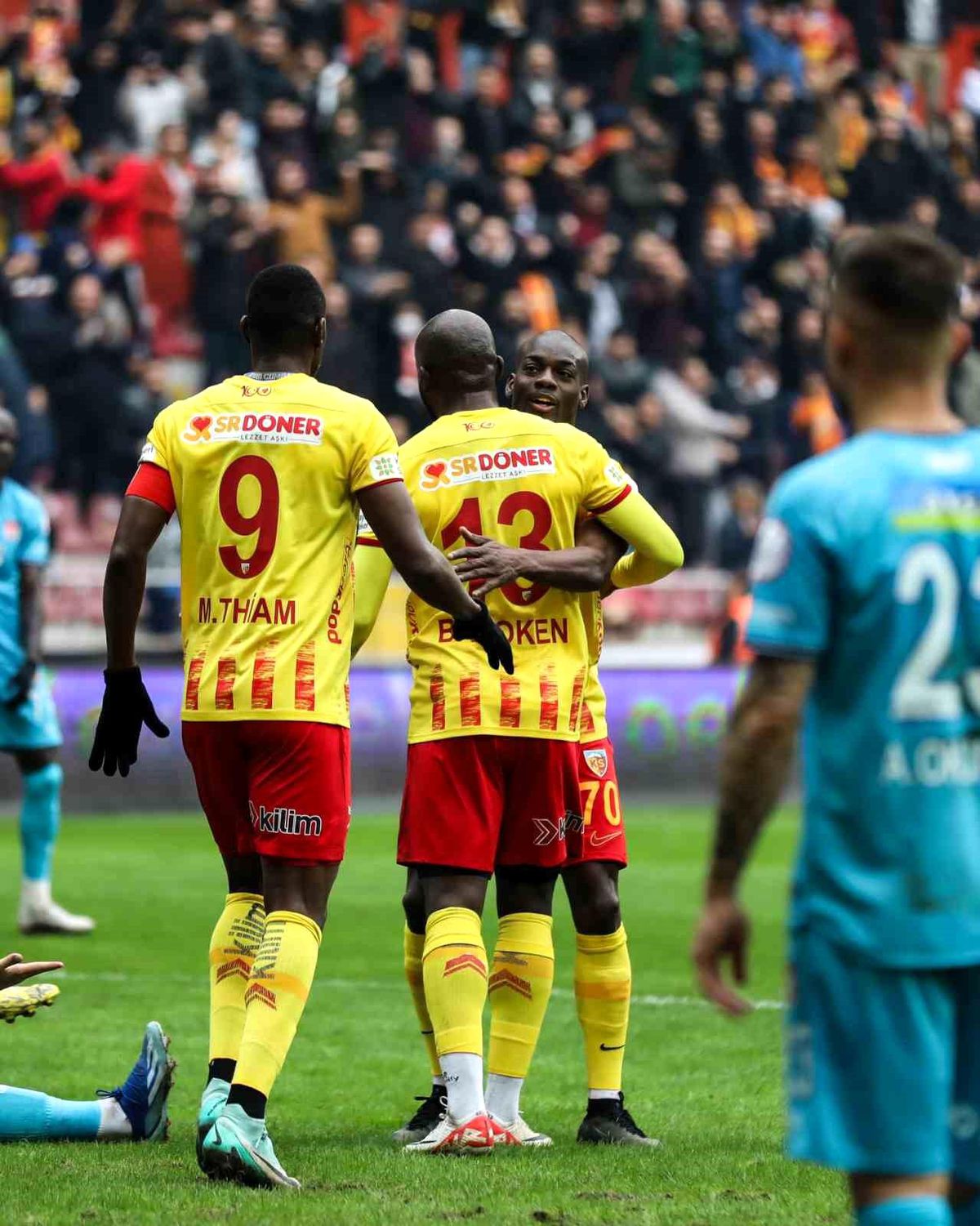 Kayserispor\'un Bahoken\'i ligdeki 3. golünü attı