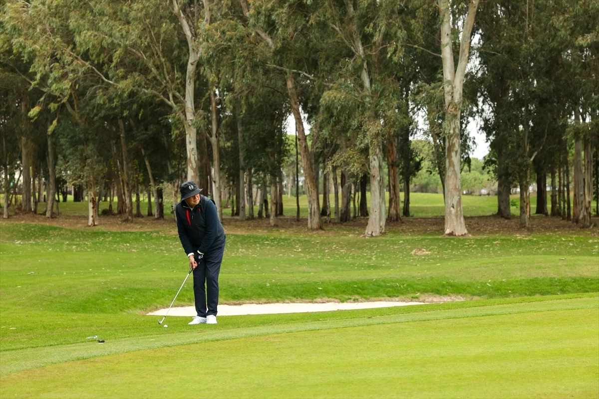 Taurus Golf Kulübü, Mahmut Var Anısına Düzenlenen Turnuvanın Gelirini Türk Eğitim Vakfına Bağışladı