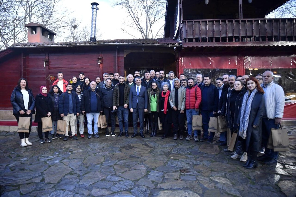 Edirne Valisi Yunus Sezer, Gazetecilerin Önemini Vurguladı