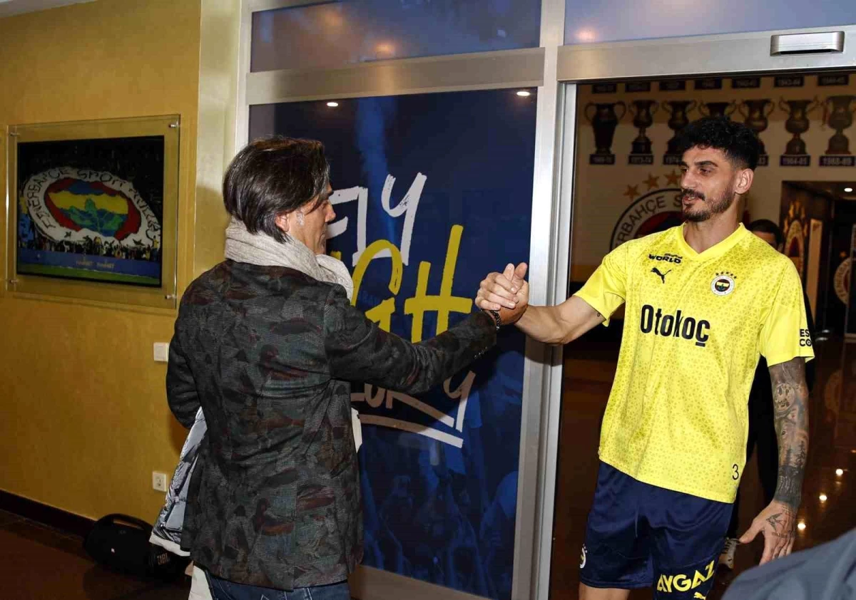 A Milli Futbol Takımı Teknik Direktörü ve Yardımcı Antrenörler Fenerbahçe\'yi ziyaret etti
