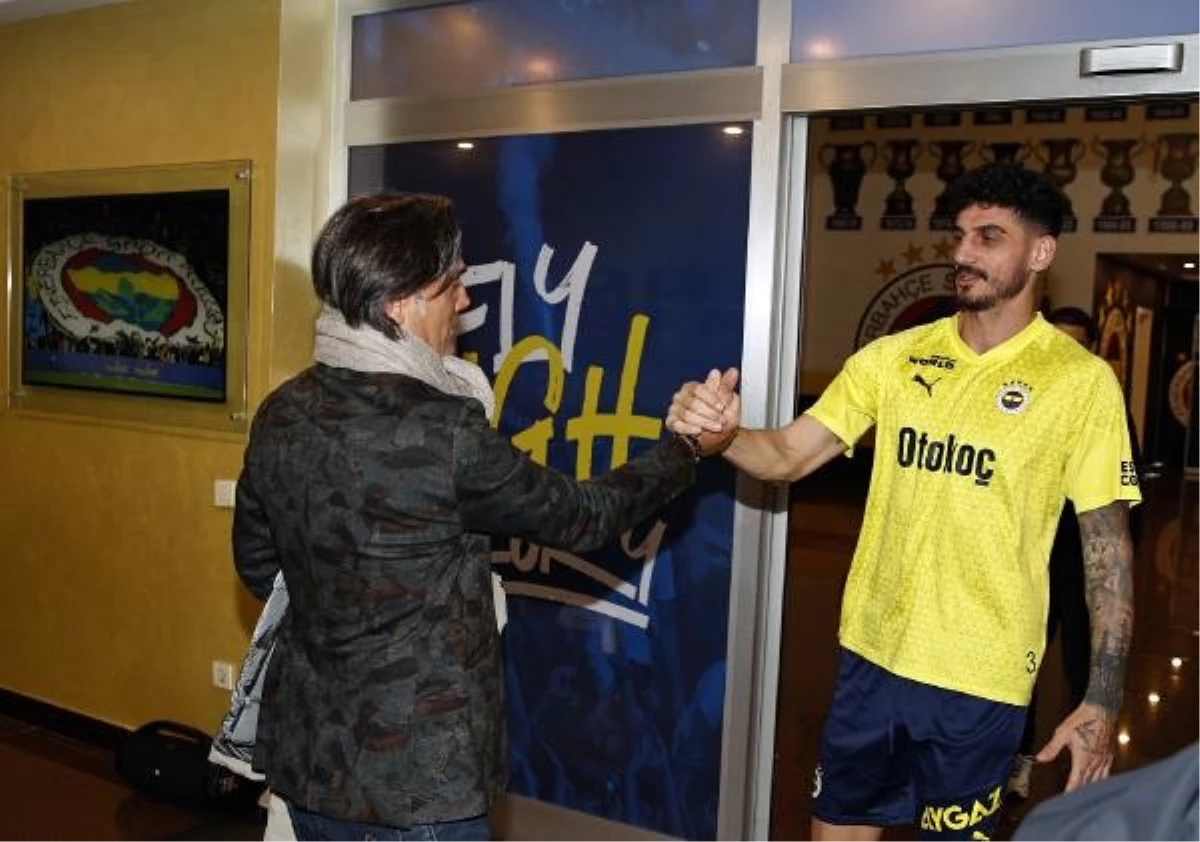 Milli Futbol Takımı Teknik Direktörü ve Yardımcı Antrenörler Fenerbahçe\'yi ziyaret etti