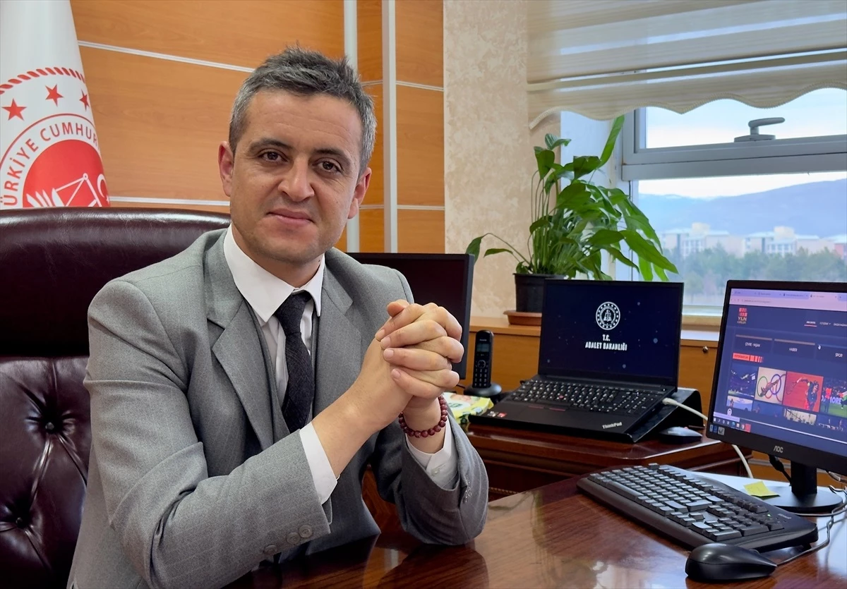 Bingöl Cumhuriyet Başsavcısı Abdullah Sert, \'Yılın Kareleri\' oylamasına katıldı