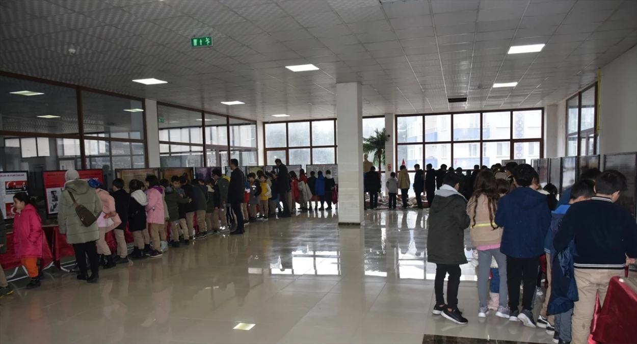 Sinop\'un Boyabat ilçesinde Çanakkale Savaşları Gezici Müzesi ziyarete açıldı