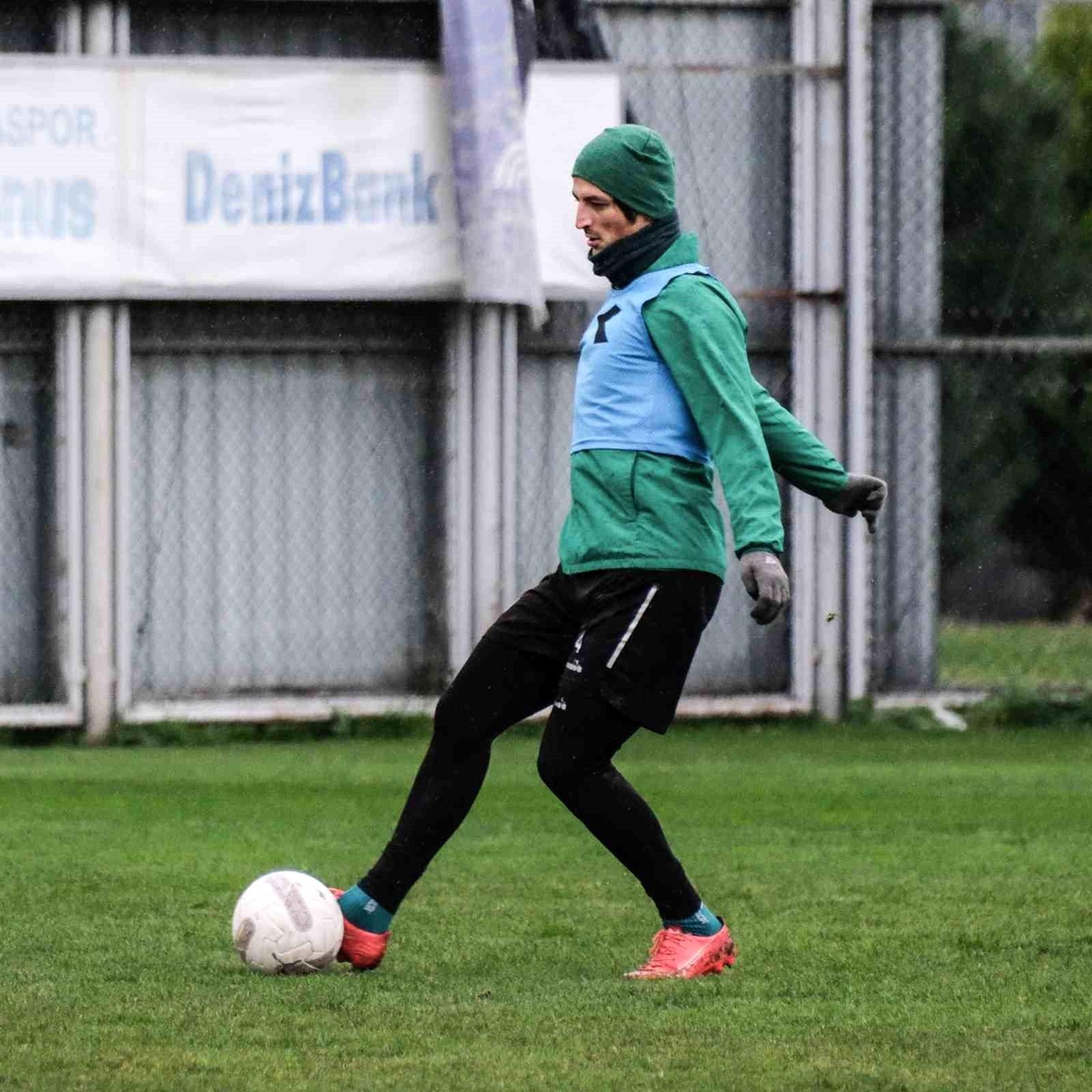 Bursaspor, Yeni Mersin İdman Yurdu maçı için hazırlıklarını sürdürüyor