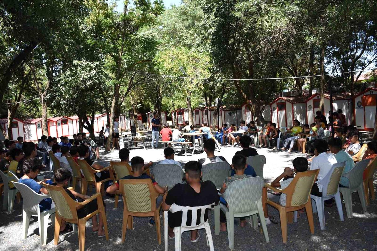 Diyarbakır Büyükşehir Belediyesi\'nin 2023\'te eğitimden spora gerçekleştirdiği faaliyetlerden 85 bin genç ve çocuk faydalandı