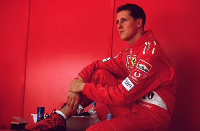 Emekli F1 Johnny Herbert, Michael Schumacher'in artık yemek masasına oturabildiğini sötyledi