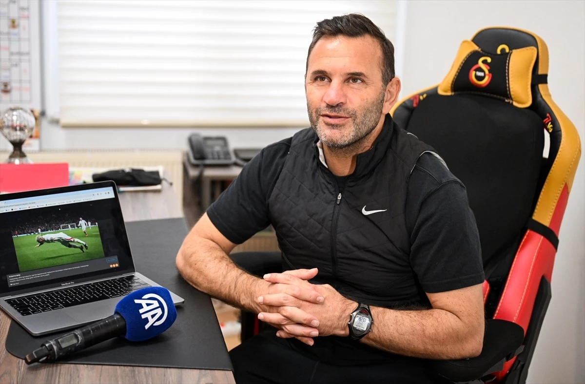 Galatasaray Teknik Direktörü Okan Buruk, AA\'nın "Yılın Kareleri" oylamasına katıldı