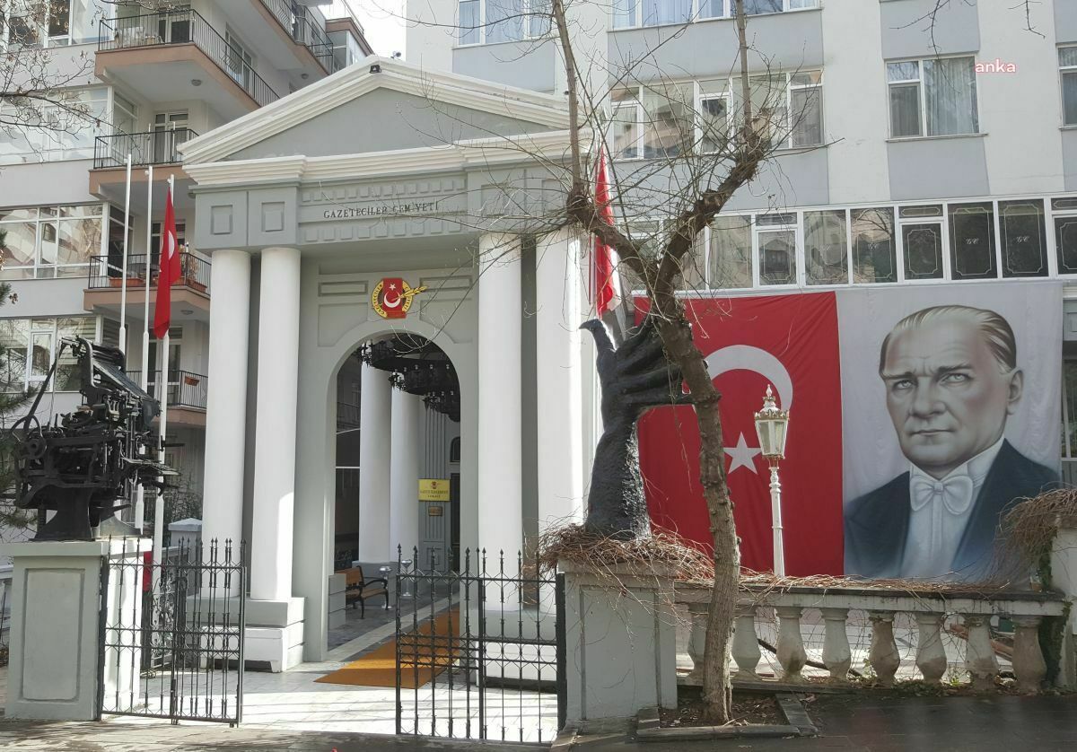 Gazeteciler Cemiyeti Başkanı: Gazeteciler kölelik şartlarında çalışıyor
