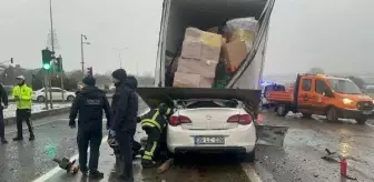 Ergene'de Işıklarda Bekleyen Kamyonu Arkadan Çarpan Otomobilin Sürücüsü Hayatını Kaybetti