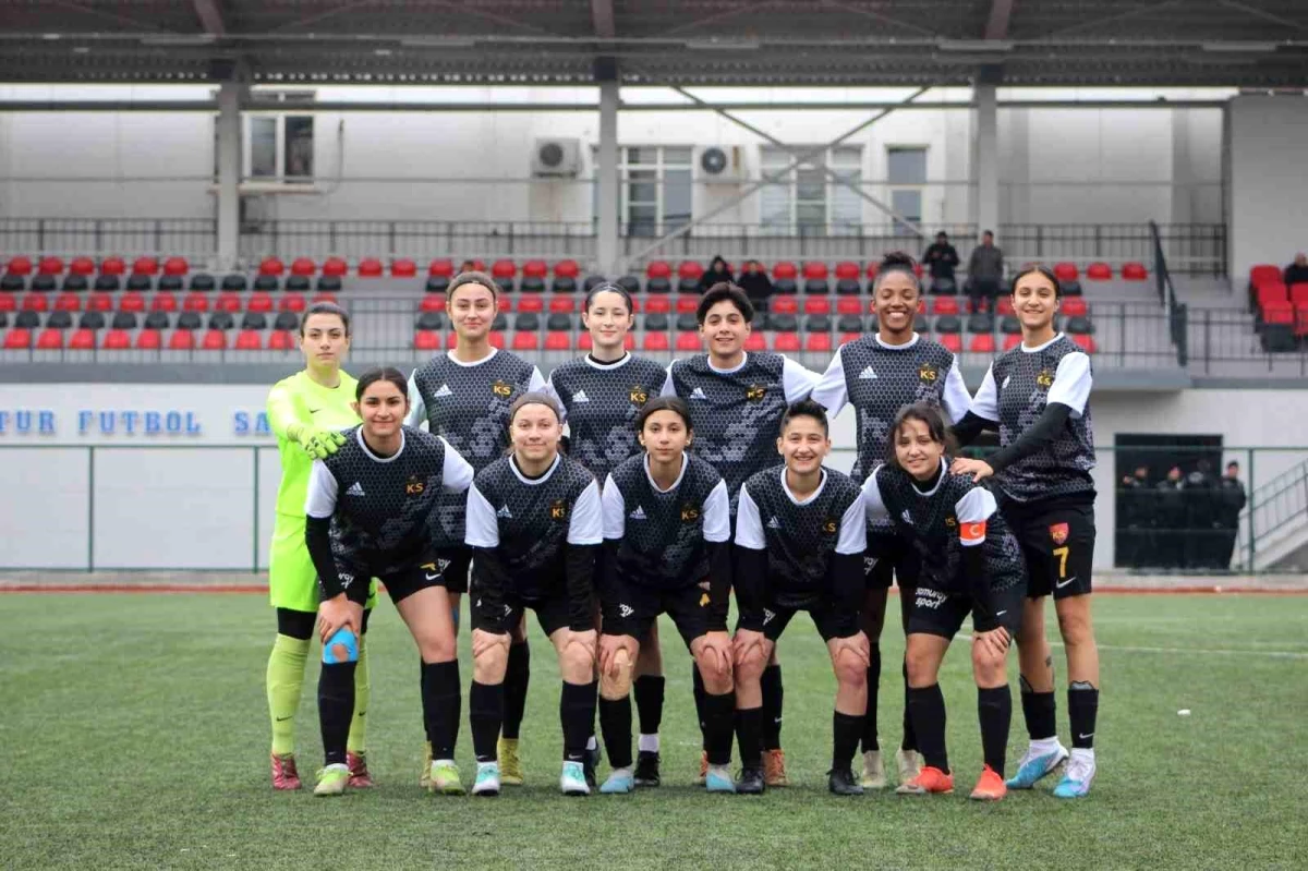 Kayseri Kadın FK, Gazikentspor\'u 6-2 mağlup ederek deplasmandan 3 puanla döndü