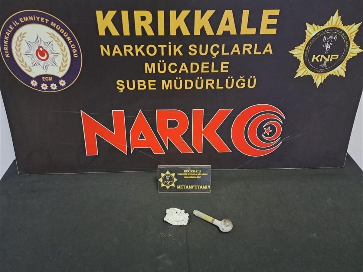 Kırıkkale\'de 157,64 gram sentetik uyuşturucu ve 72 sentetik hap ele geçirildi