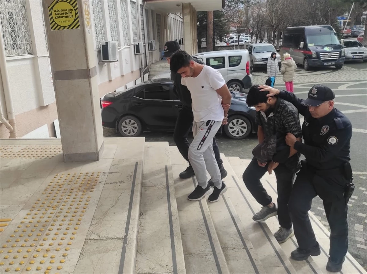 Konya\'da motosiklet ve bisiklet hırsızlığına karışan 2 kardeş tutuklandı