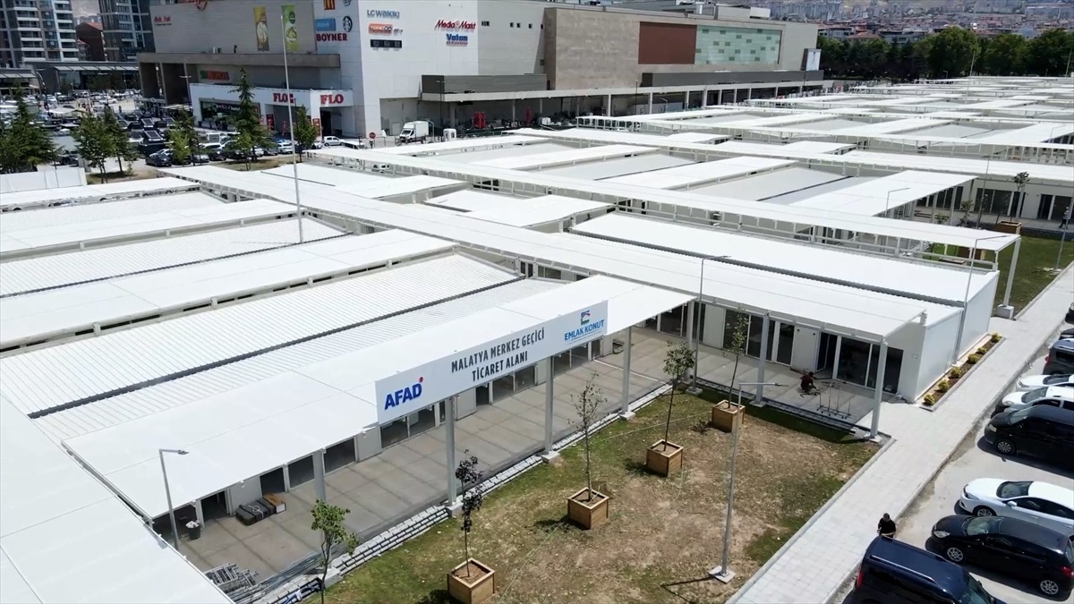 Özhaseki: Malatya\'da konut ve iş yerlerini en kısa zamanda teslim edeceğiz