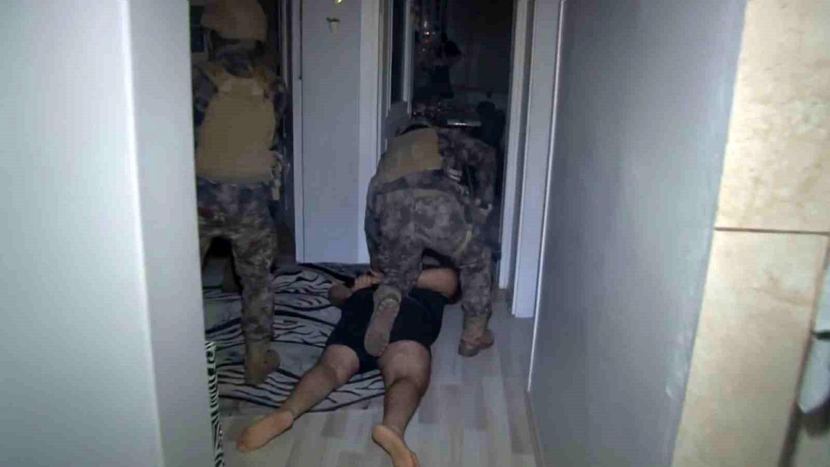 Sahte ilanlarla dolandırıcılık yapan 43 şüpheli yakalandı