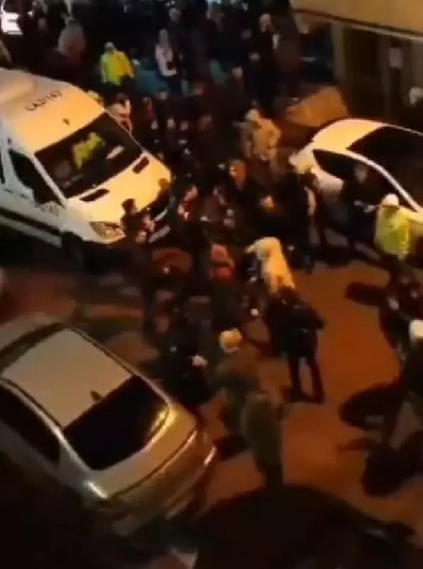 SULTANGAZİ'de Servis Minibüsü Çarptığı 5 Yaşındaki Çocuk Hayatını Kaybetti