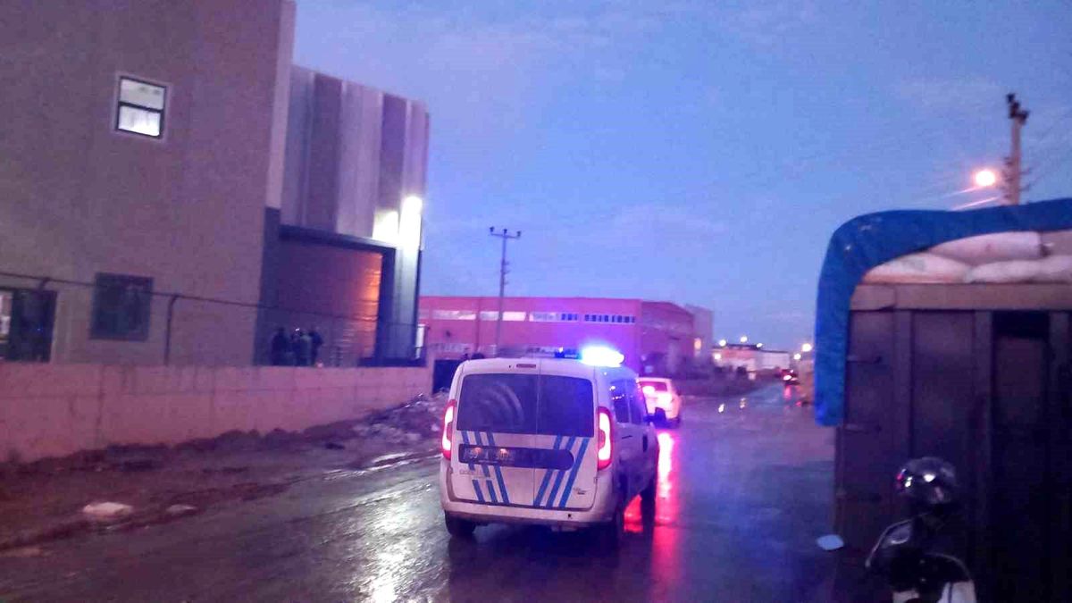 Tekirdağ Ergene\'de Yabancı Uyruklu Şahıslar Arasında Kavga: 1 Ölü, 1 Yaralı