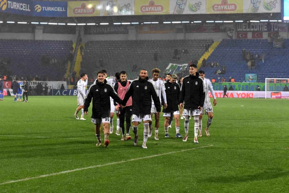 Trendyol Süper Lig: Çaykur Rizespor: 0 Beşiktaş: 1 (Maç devam ediyor)