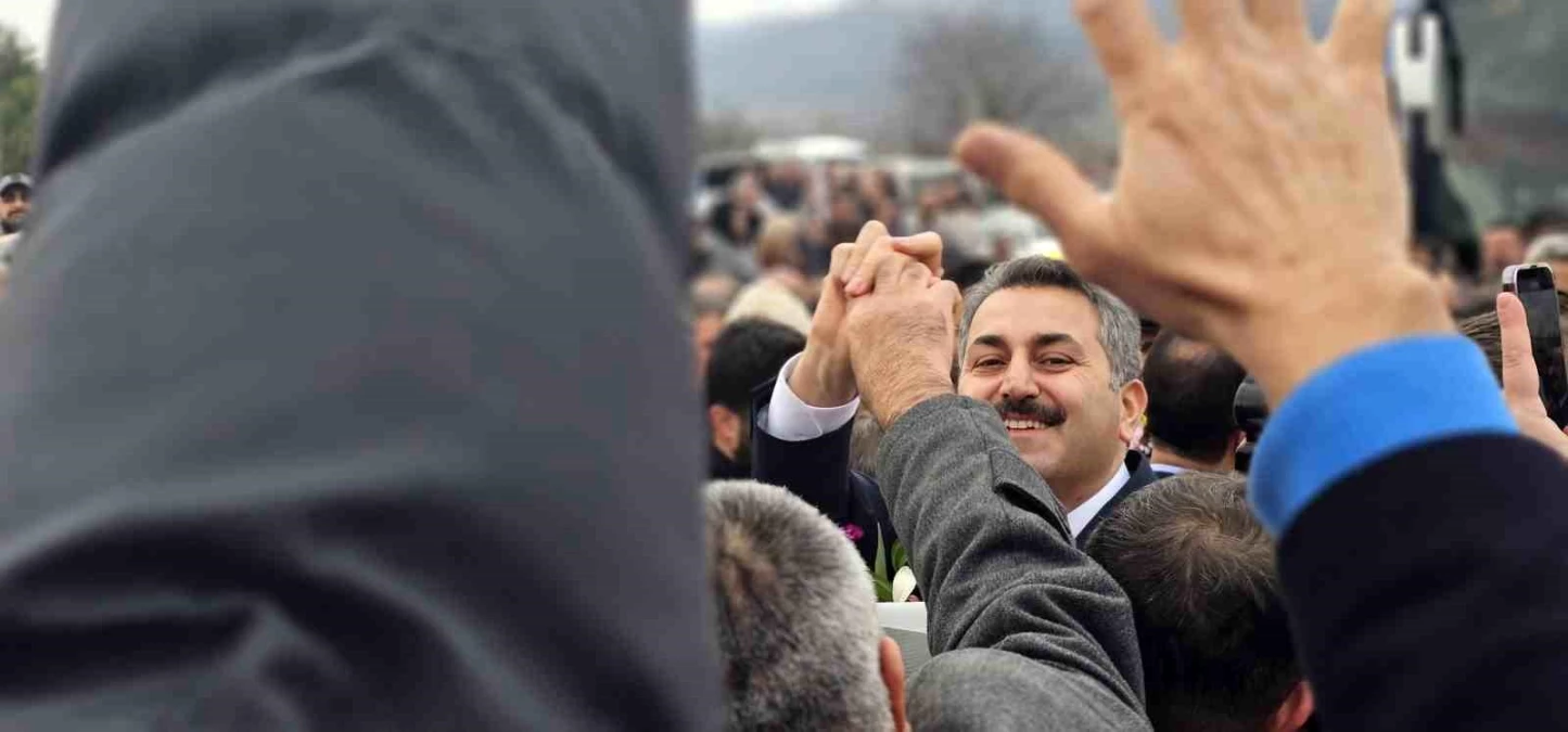 Tokat Belediye Başkanı Eyüp Eroğlu, Halaylarla Karşılandı