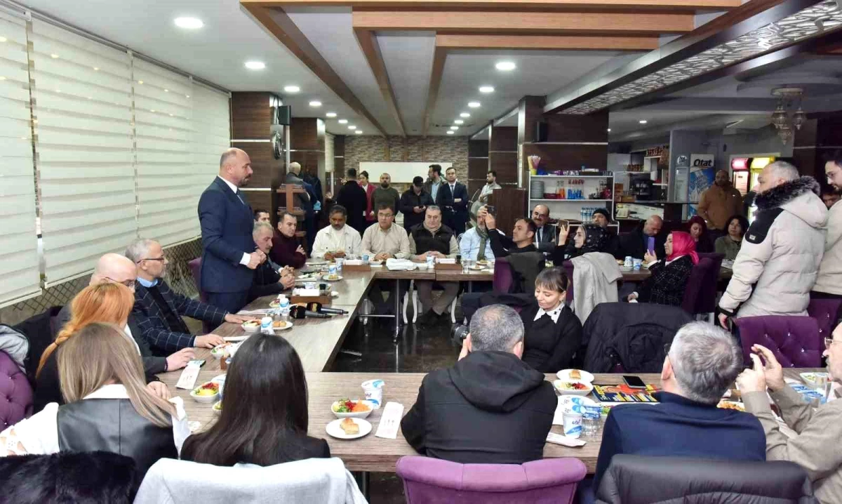 Tekkeköy Belediye Başkanı Hasan Togar, Gazeteciler Günü\'nü kutladı