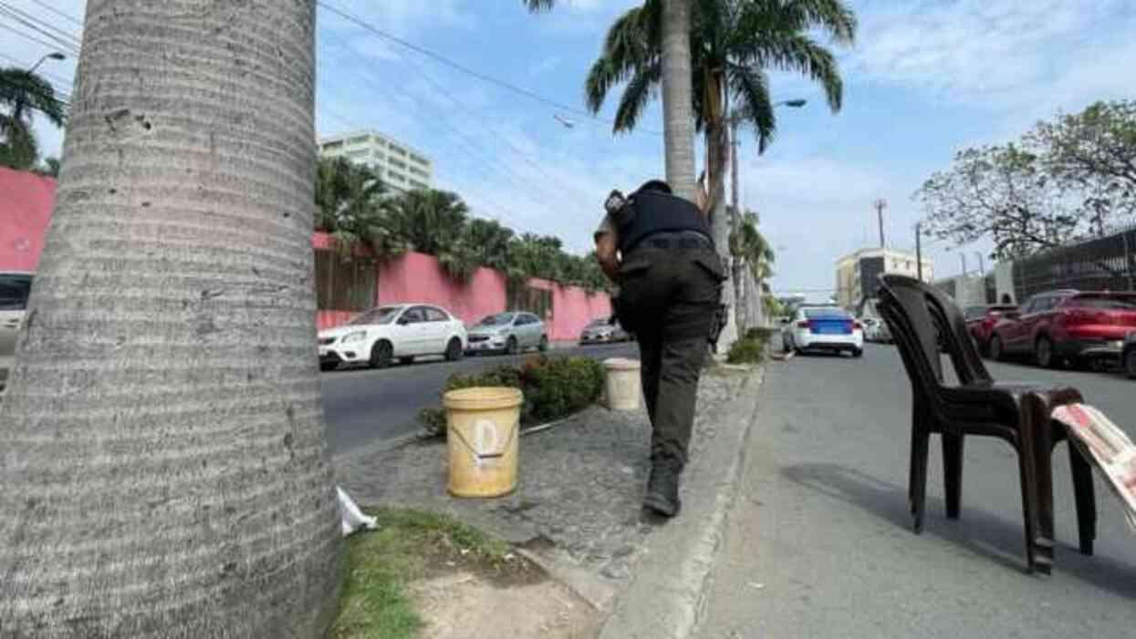 Çete liderinin cezaevinden kaçtığı Ekvador yangın yeri! OHAL ilan edildi, sokaklar karıştı Çete liderinin cezaevinden kaçtığı Ekvador yangın yeri! OHAL ilan edildi, sokaklar karıştı