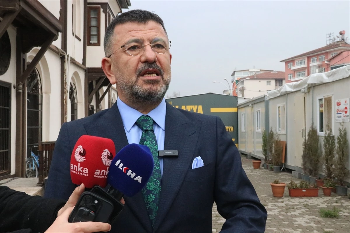 CHP Milletvekili Veli Ağbaba, Malatya\'daki Gazetecileri Ziyaret Etti