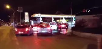 Çorum'daki depremin ardından vatandaşlar sokağa indi