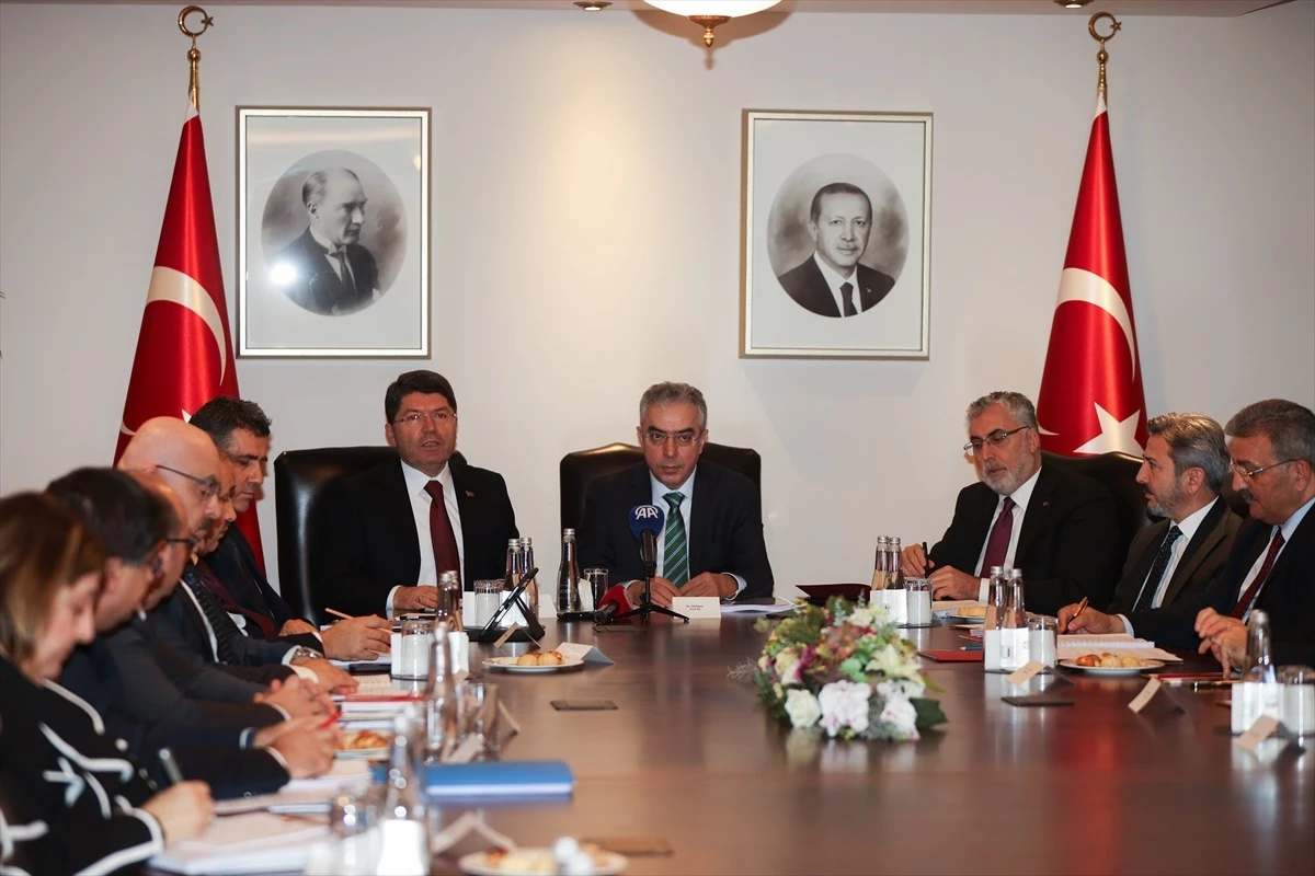 Cumhurbaşkanlığı Hukuk Politikaları Kurulu, Türk İş Kanunu Hazırlık Toplantısı düzenledi