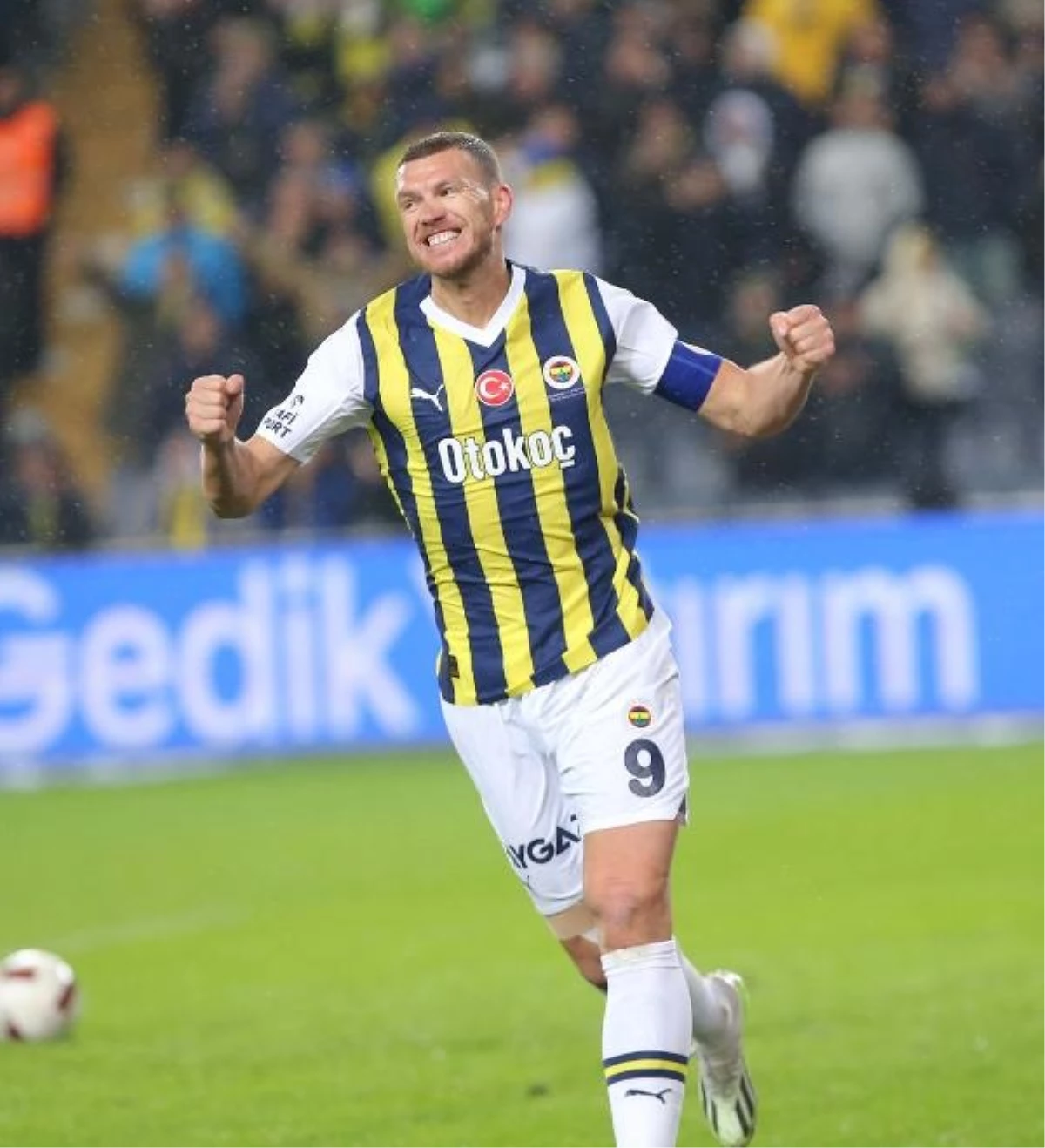 Dzeko: Fenerbahçe\'ye bireysel hedeflerim için gelmedim