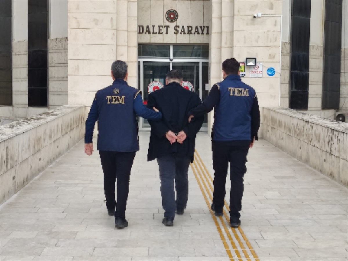 Edremit\'te FETÖ hükümlüsü yakalandı