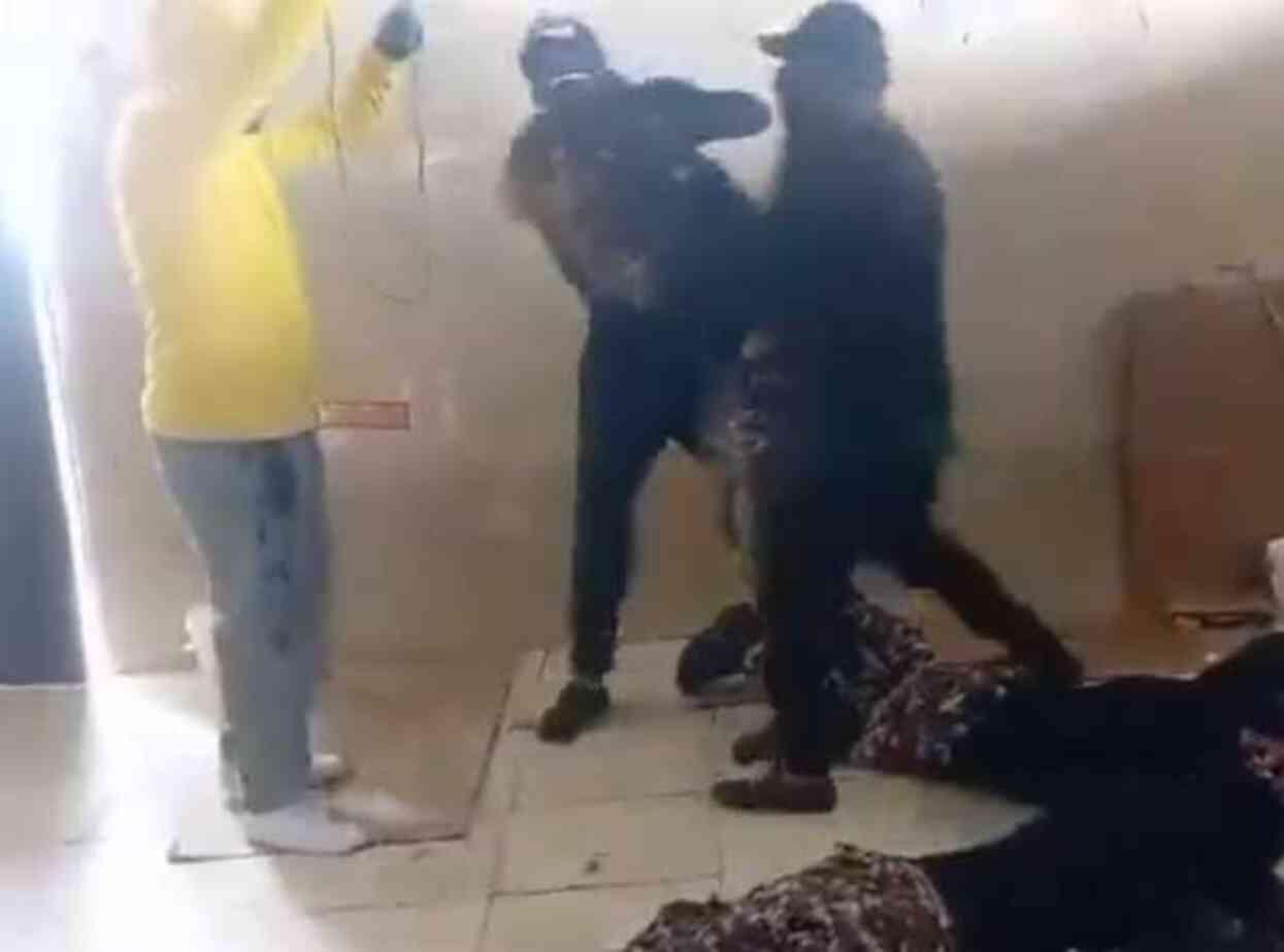 Ekvador'da çete üyeleri, eline geçirdiği güvenlik güçlerini infaz etmeye başladı