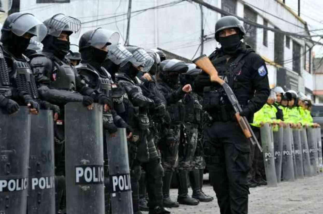 Ekvador'da OHAL kararı sonrası çeteler sokaklara indi Ekvador'da OHAL kararı sonrası çeteler sokaklara indi