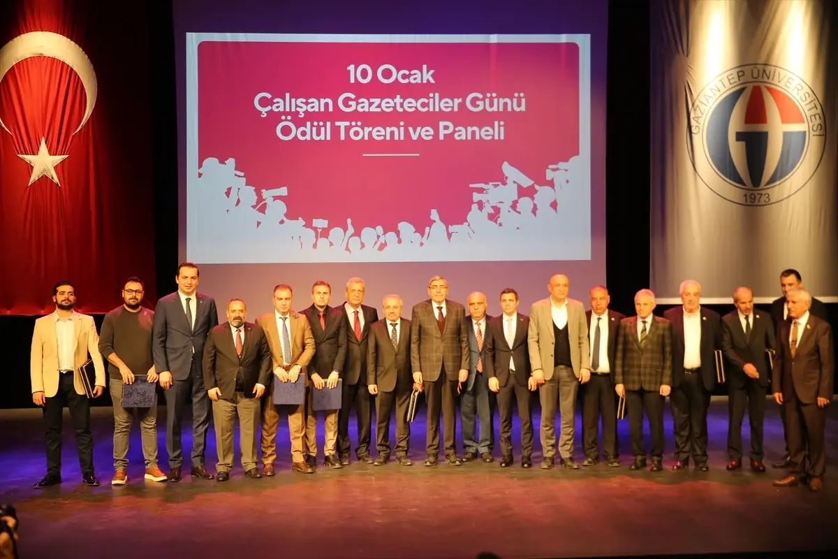 Gaziantep\'te Çalışan Gazeteciler Günü Plaket Töreni Düzenlendi