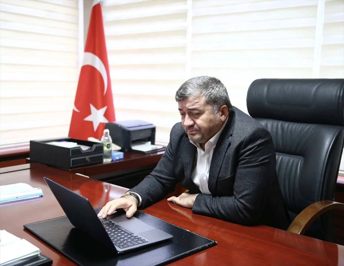 Giresun Belediye Başkanı Aytekin Şenlikoğlu, AA\'nın \'Yılın Kareleri\' oylamasına katıldı