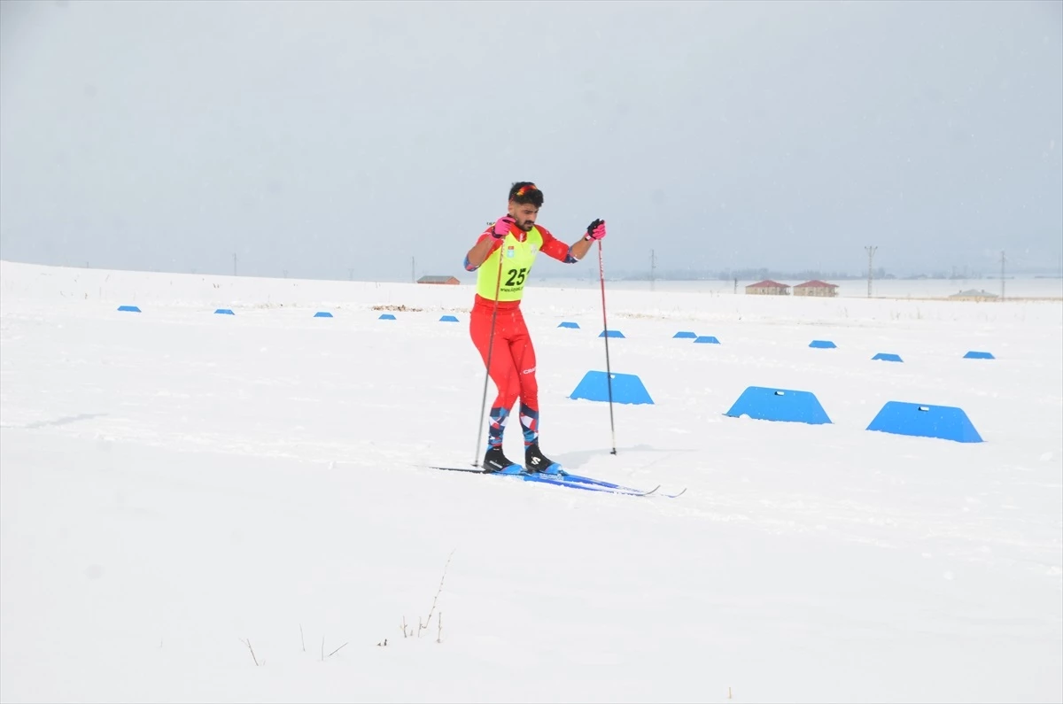 Hakkari Yüksekova\'da Kayaklı Koşu Milli Takım seçmeleri başladı
