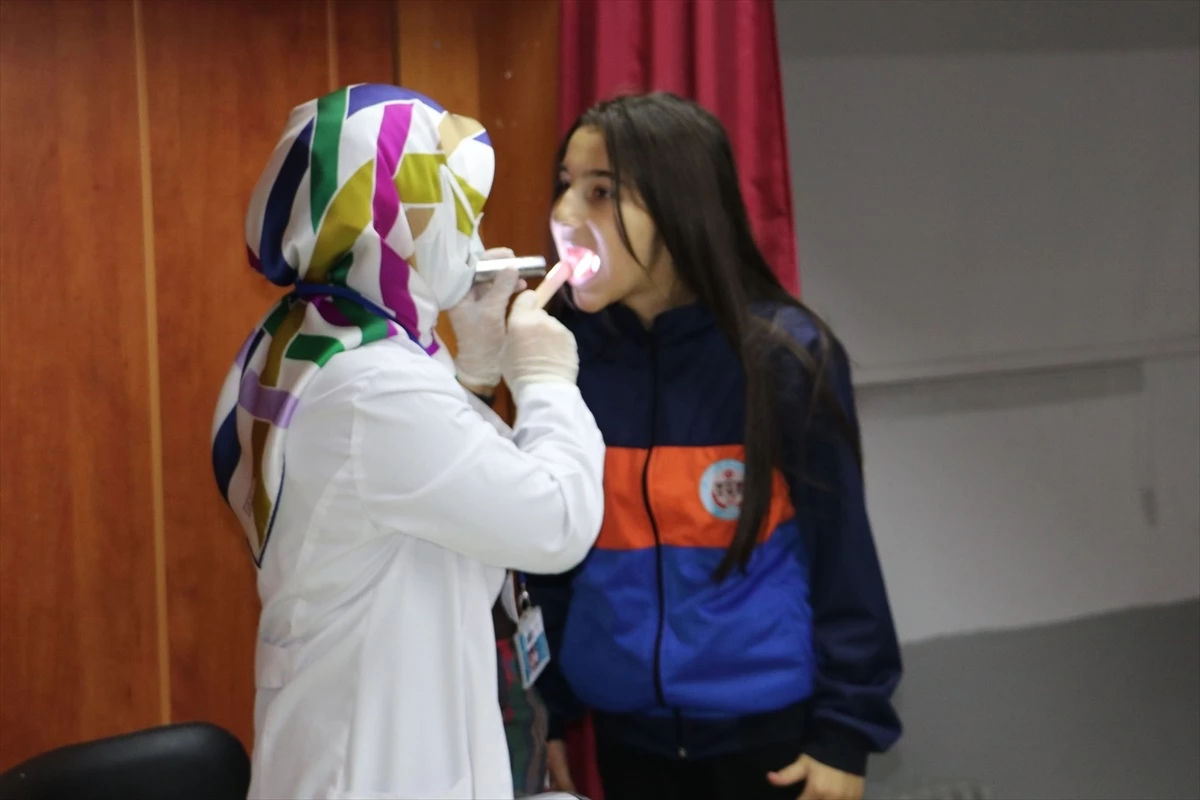 Havza\'da Öğrencilere Göz, Ağız ve Diş Sağlığı Taraması Yapıldı