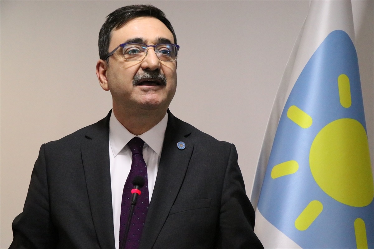 İYİ Parti, 31 Mart seçimlerinde yetişkin kadrolarıyla milletin karşısında olacak
