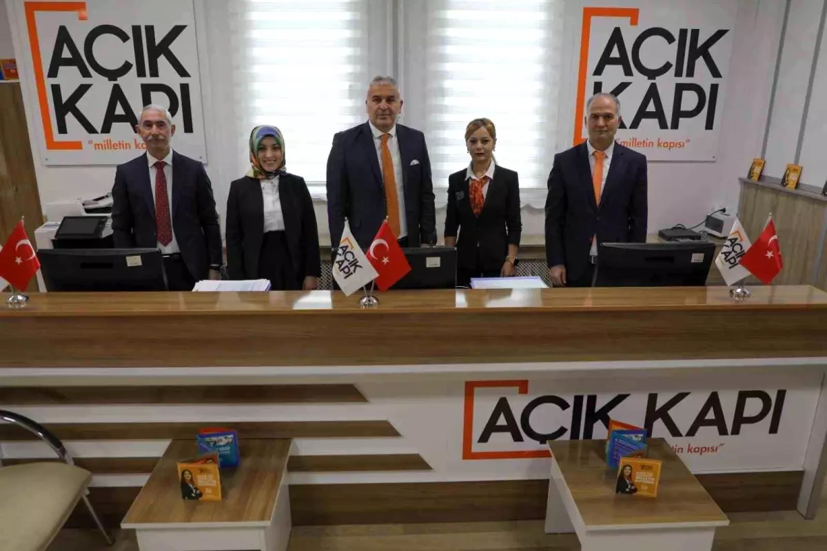 Kars Açık Kapı Şube Müdürlüğü\'ne 2023 yılında 11 bin 612 başvuru yapıldı