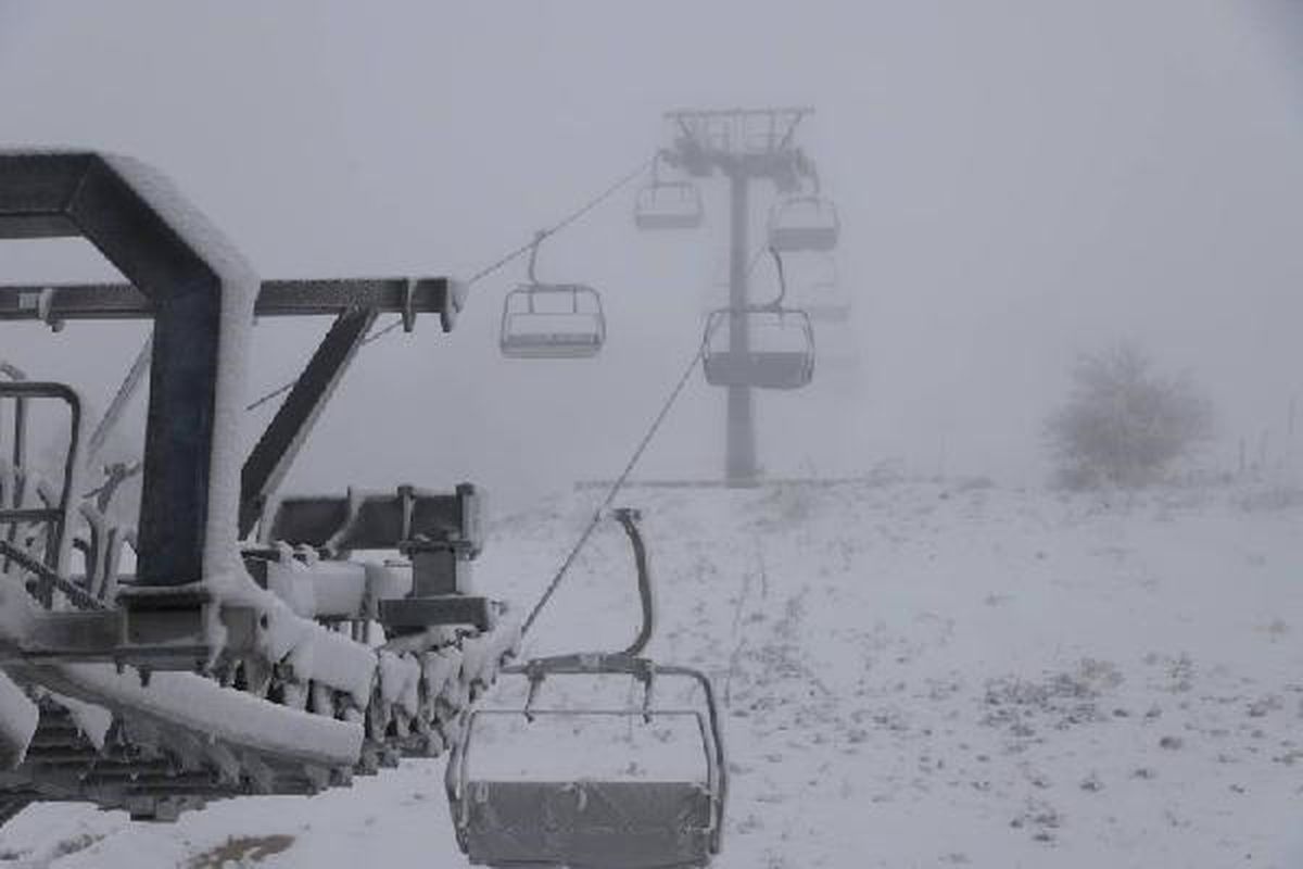 Karabük Keltepe Kayak Merkezi'nde Kar Yağışı Etkili