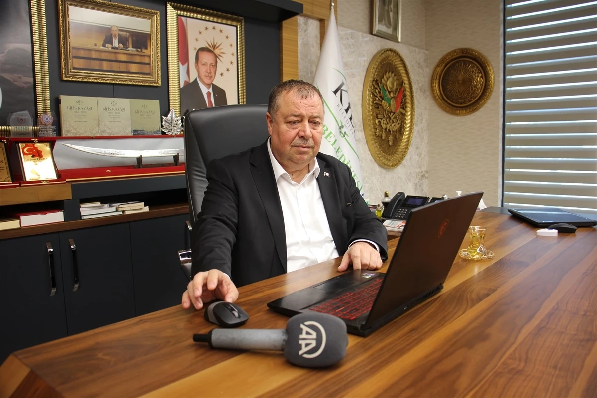 Kilis Belediye Başkanı Servet Ramazan, 2023\'e damga vuran fotoğraflara oy verdi