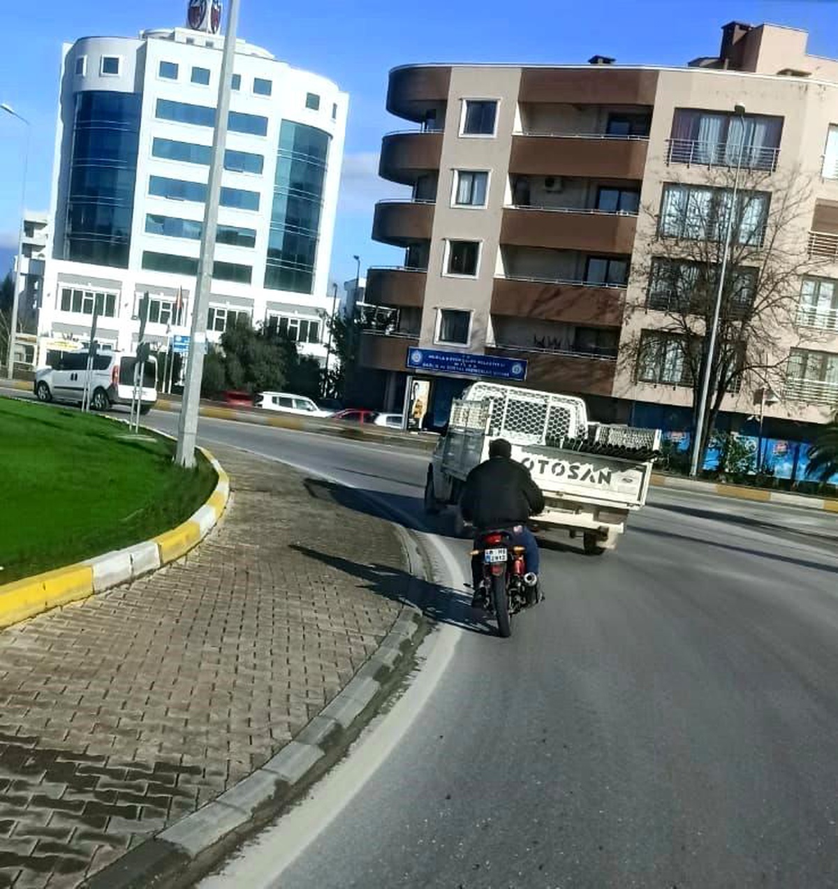 Muğla\'nın Milas ilçesinde sahte plakalı motosiklet ele geçirildi