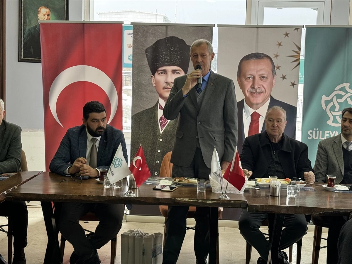 Süleymanpaşa Belediye Başkanı Hüseyin Uzunlar, basın mensuplarıyla bir araya geldi