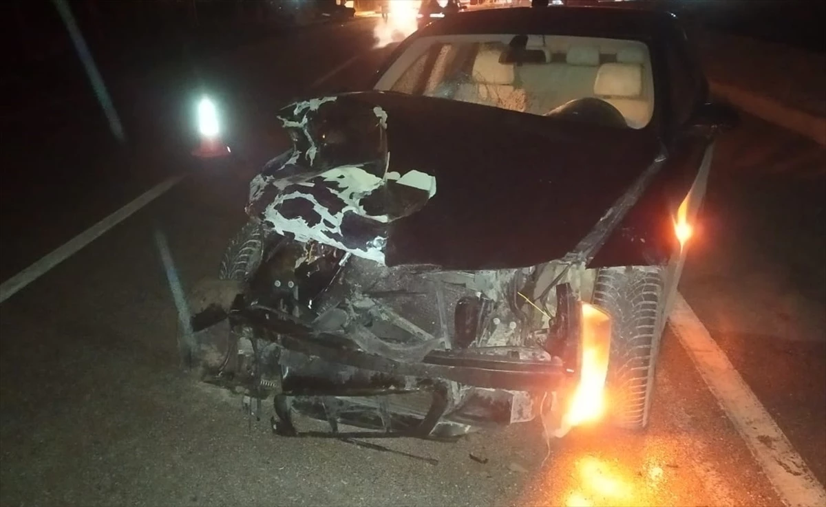 Tokat\'ta Otomobil Çarpışması: 4 Kişi Yaralandı